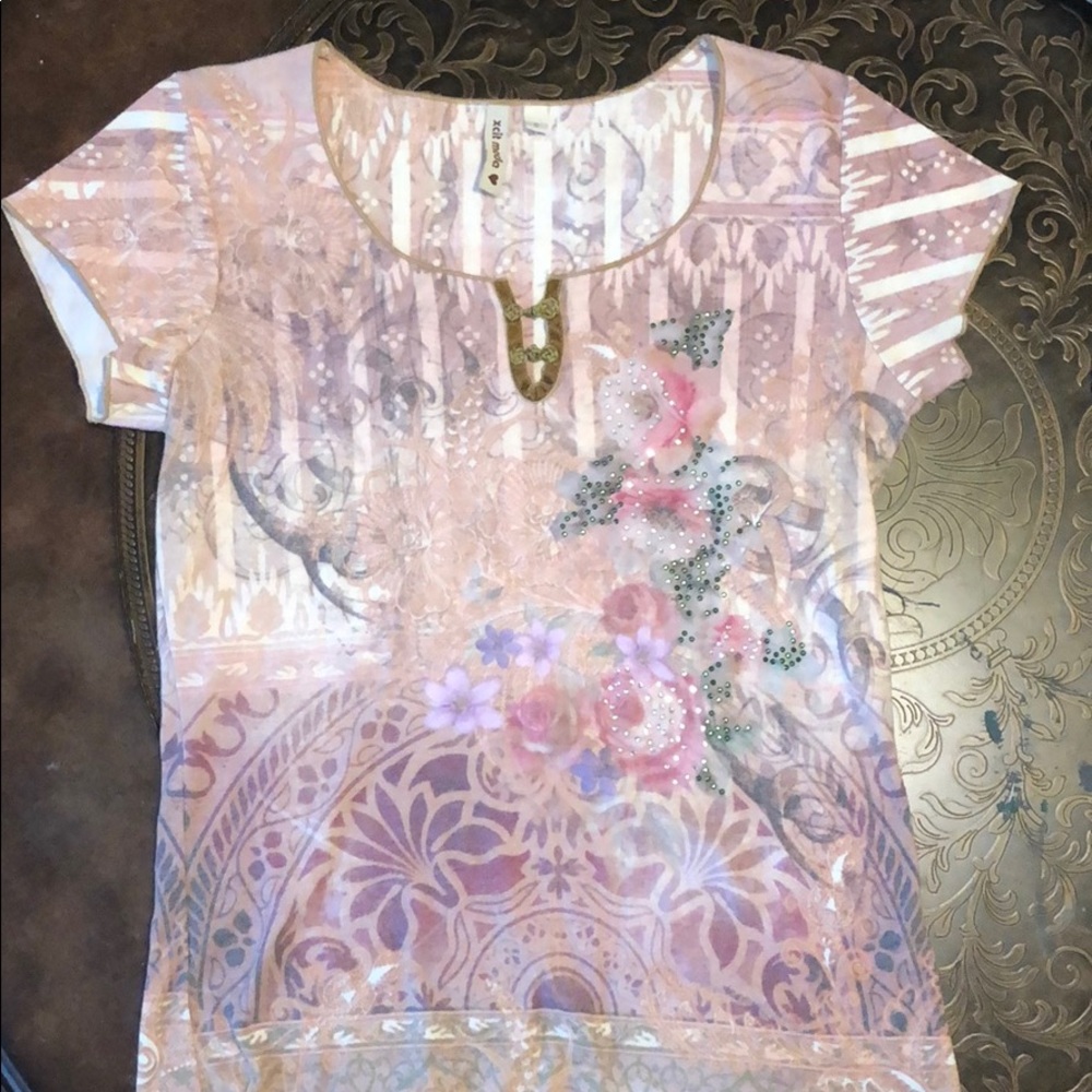 Woman’s top